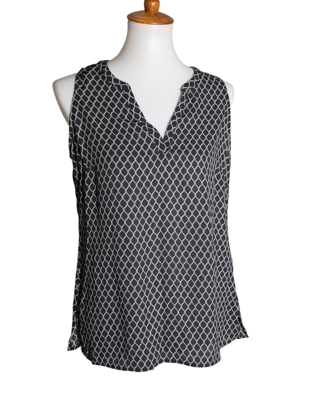 Milano Black and White Geometric Sleeveless Tunic